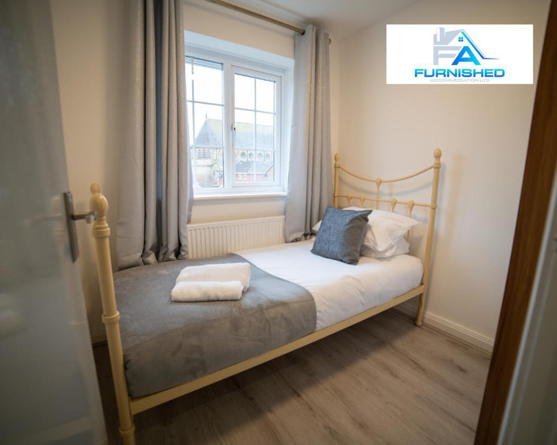 Furnished - Family - Free Parking * Liverpool